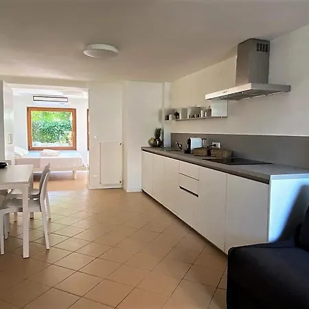 דירה Giuly Moderno Monolocale In Centro Con Giardino Privato